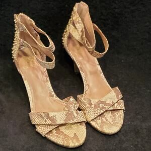 Vince Camuto Snake Skin Animal Print Zippered Back Spikes Heels 2.5" Size 8.5